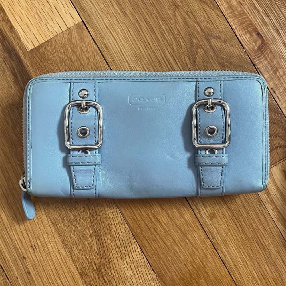 COPY - Coach wallet with buckles